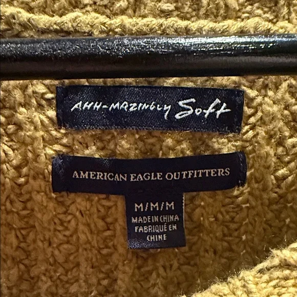 American Eagle Outfitters Mustard Crew Neck Sweater - Picture 2 of 2